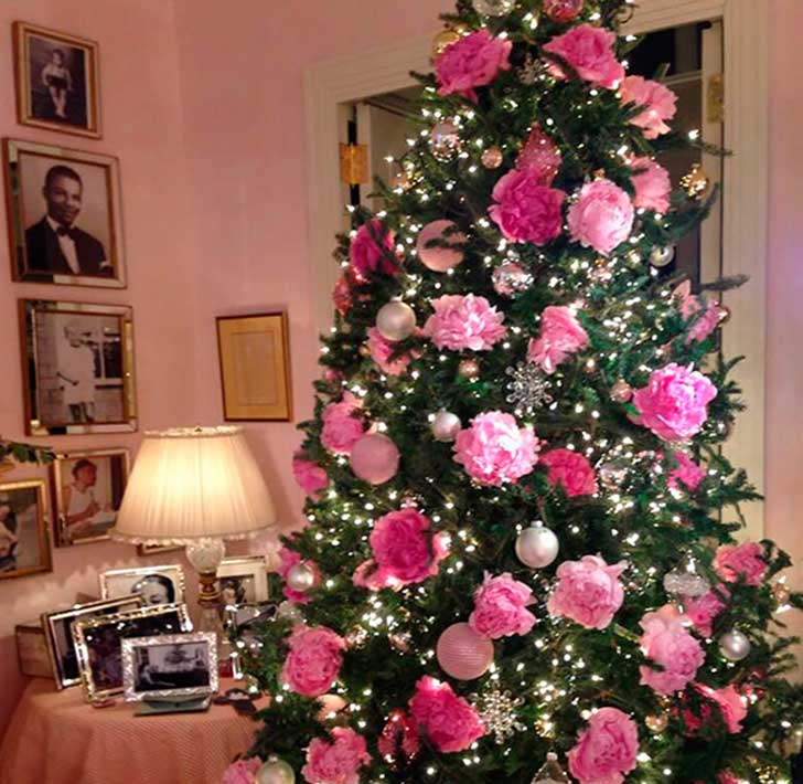 floral-christmas-tree-decorating-ideas-27__605